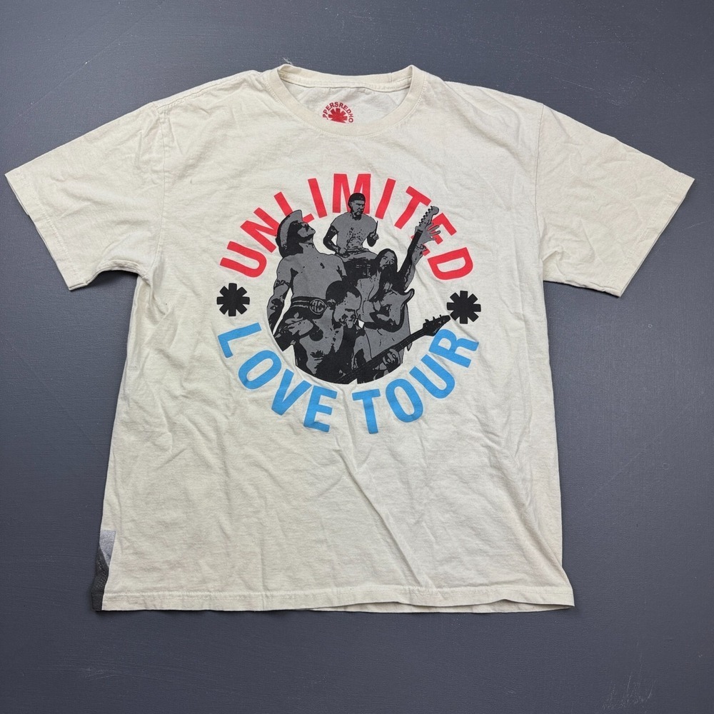 Red Hot Chili Peppers Men's Medium White Graphic Tee Unlimited Love Tour Concert